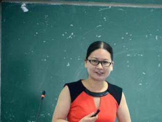 ��Ժ���������ʦ��У��ʮ���������ʦ�ڿξ�����ϲ��Ѽ�